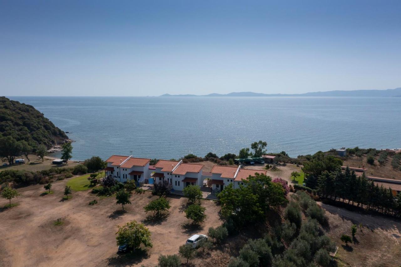 Katevi Luxury Seafront Villa Иериссос Экстерьер фото
