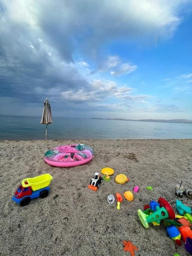 Katevi Luxury Seafront Villa Иериссос Экстерьер фото